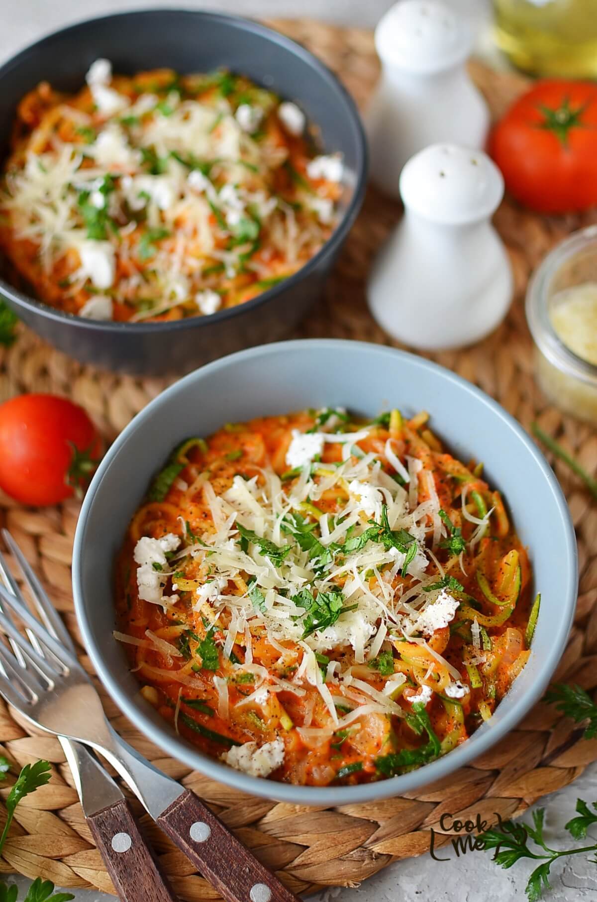 Meal Prep Ready: Creamy Roasted Red Pepper Zucchini Noodles